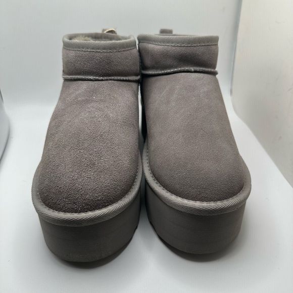 CUSHIONAIRE Women's Genuine Suede Cozy Mule Platform +Memory Foam 7 GRAY - Picture 2 of 7